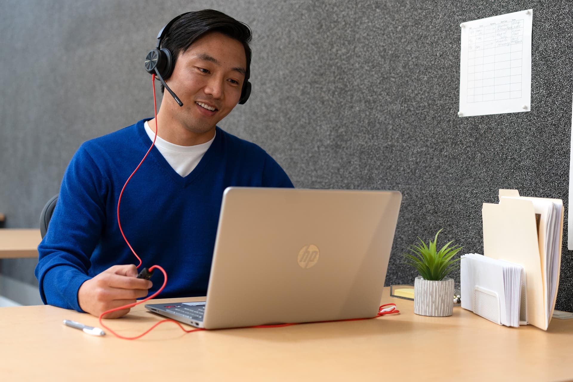 HP Poly Headset Estéreo Poly Blackwire 8225 com USB-C + Adaptador USB-C/A — miniatura 3