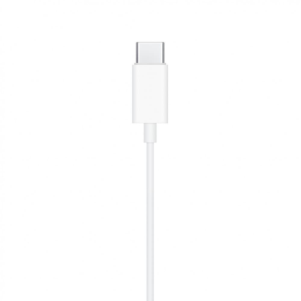 Ao contr&aacute;rio dos auriculares tradicionais, o design dos EarPods &eacute; baseado no formato do ouvido, o que os torna mais confort&aacute;veis para mais pessoas do que os outros auscultadores do g&eacute;nero — miniatura 4