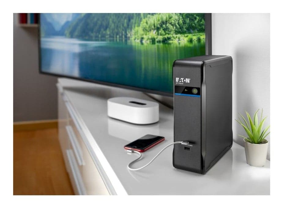 Eaton 3P Ellipse 700 USB DIN/IT - UPS - AC 220-240 V - 420 watt - 700 VA - USB - conectores de saída: 4 — miniatura 7