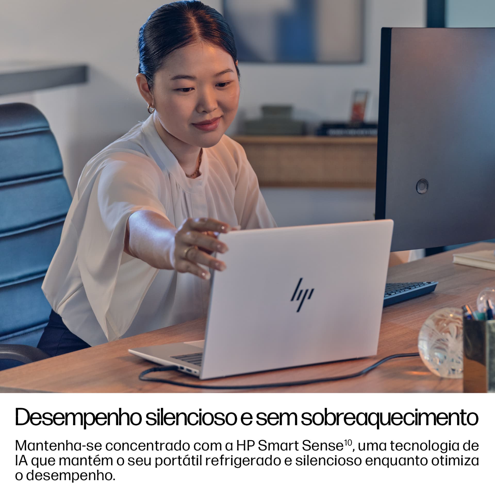 HP EliteBook 8 G1i 14 inch Notebook AI PC — miniatura 9