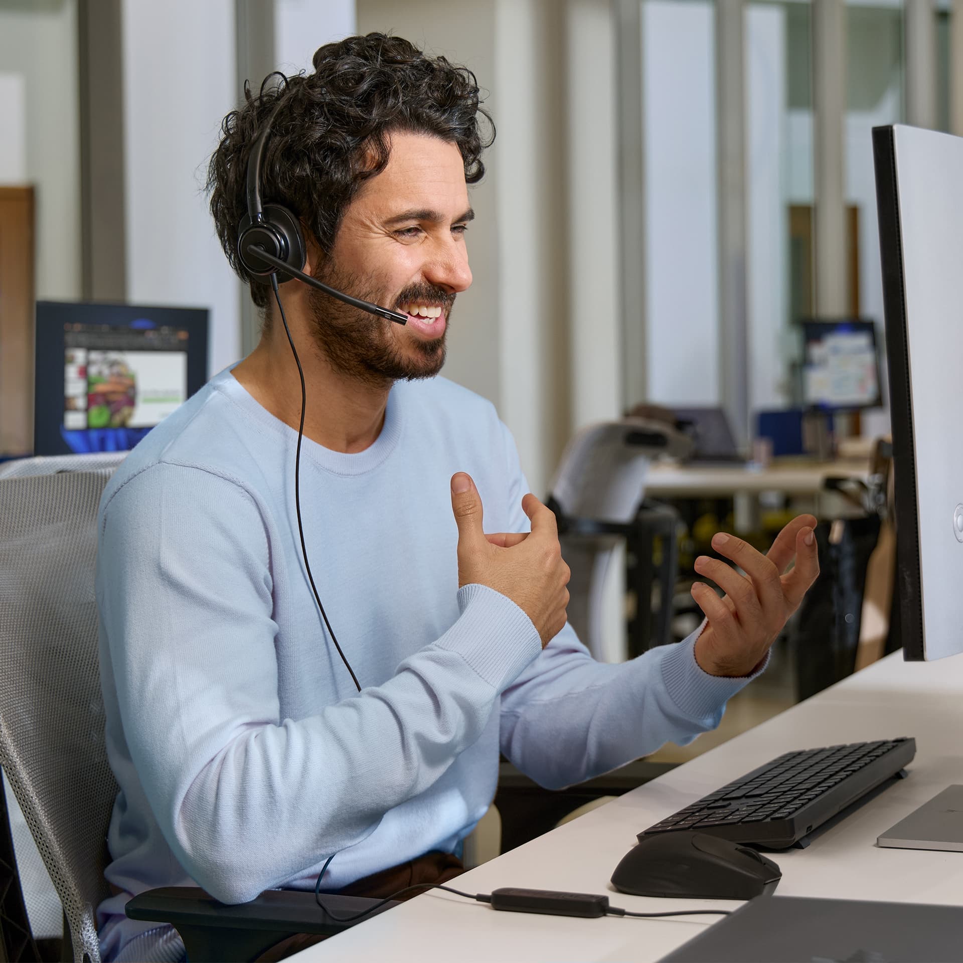 HP Poly Headset estéreo USB com fios Mission 425 (a granel) — miniatura 12