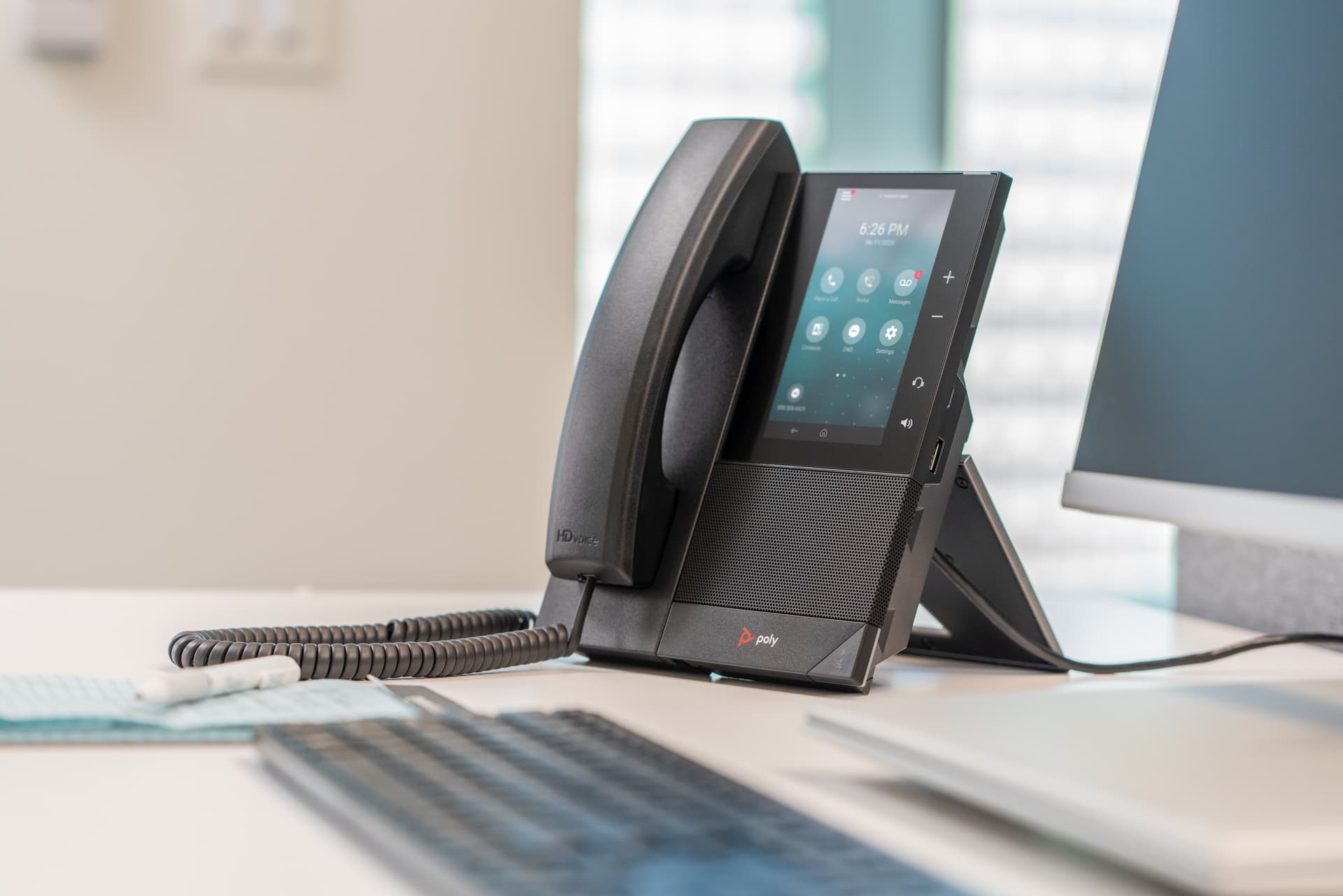 HP Poly Telefone Multimédia Empresarial Poly CCX 505 para Microsoft Teams com PoE — miniatura 3