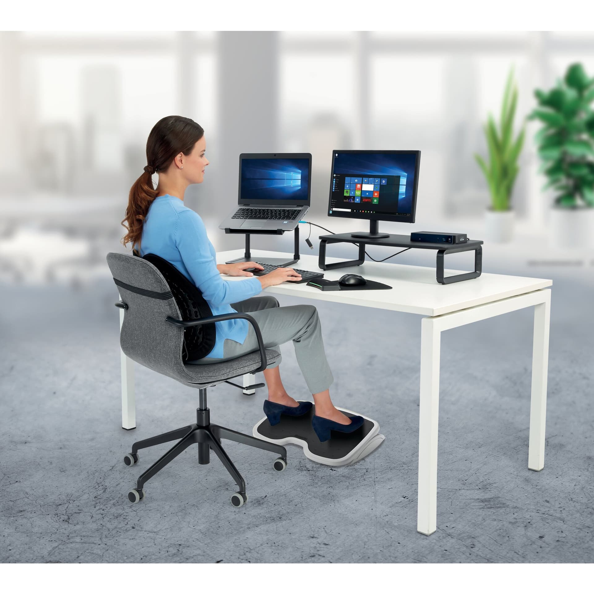 Kensington SmartFit Apoio para pés com inclinação/altura ajustável — miniatura 8