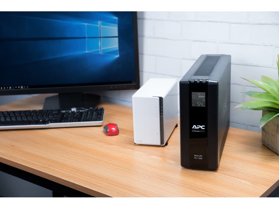 APC BR1300MI — miniatura 5