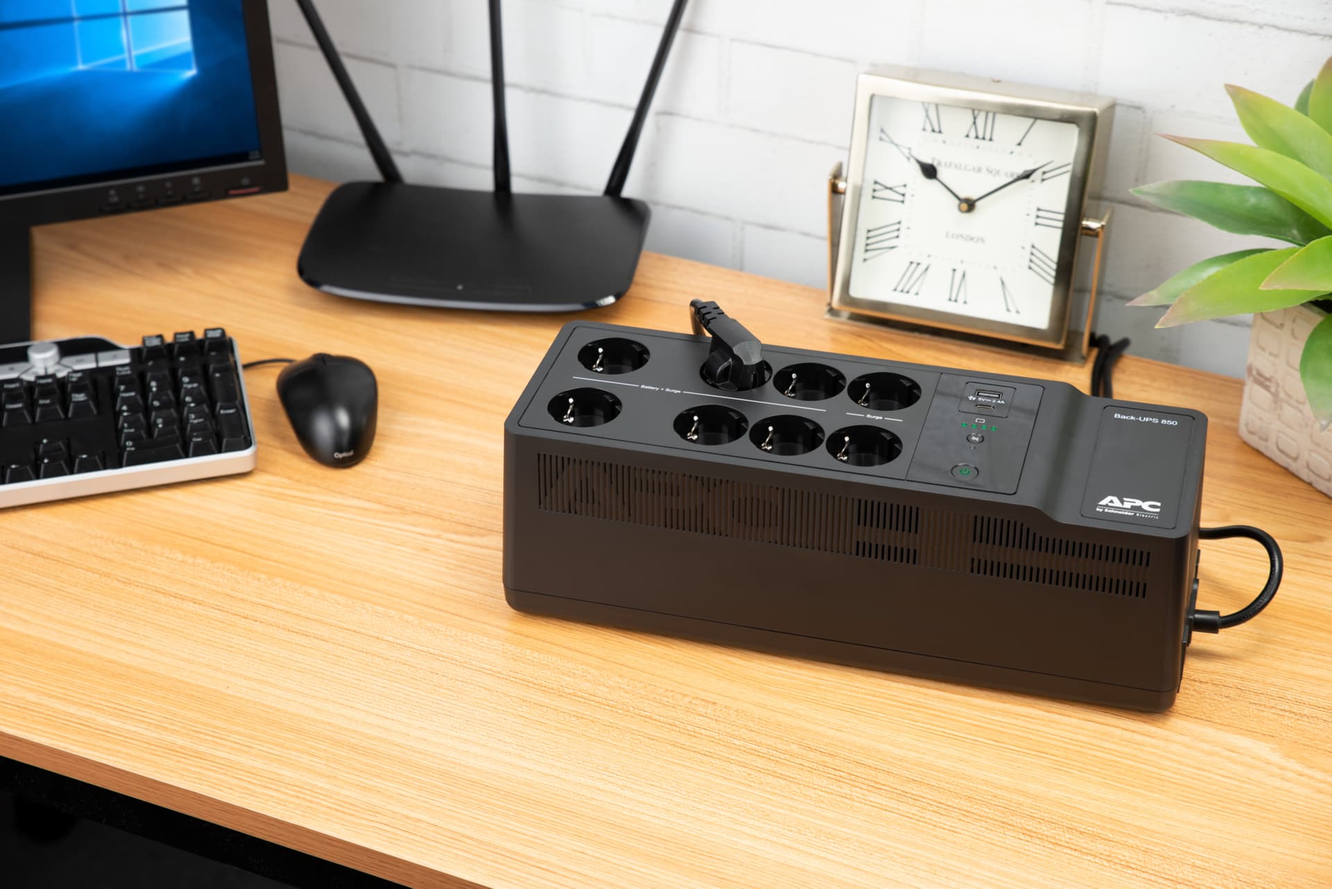 APC BE850G2-GR — miniatura 8