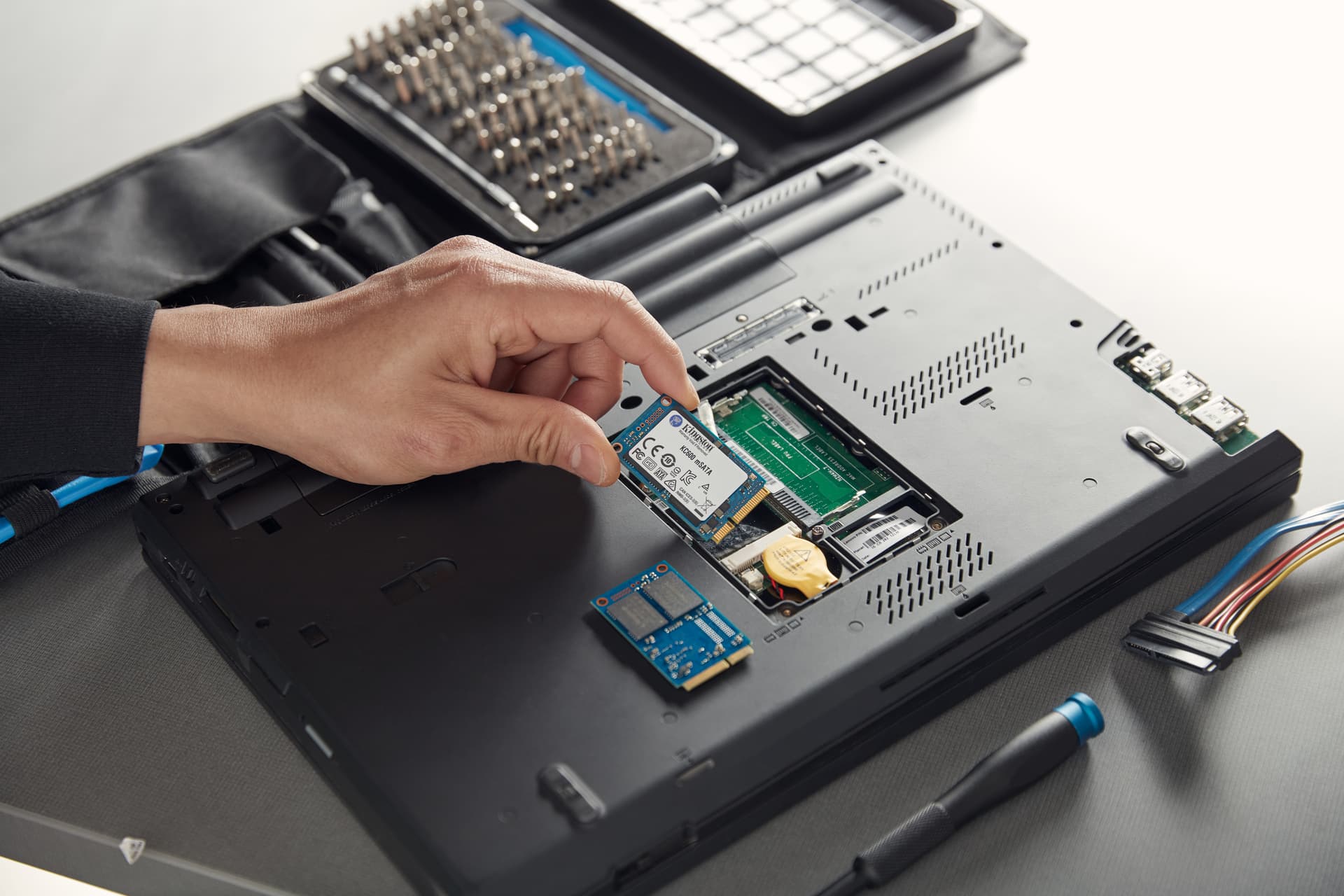 Kingston Technology KC600 — miniatura 6
