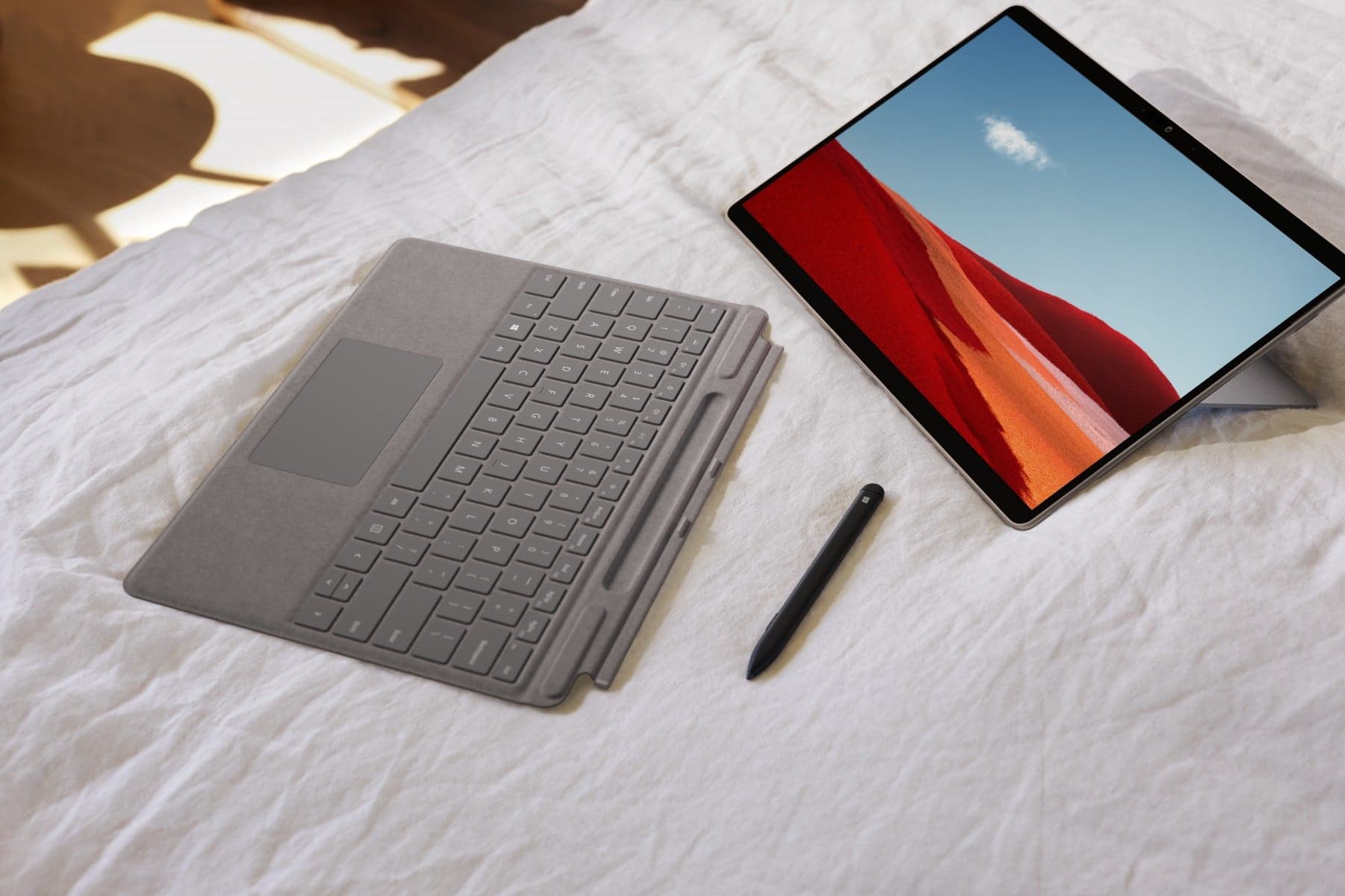 Microsoft Surface Slim Pen 2 - Estilete ativo - 2 botões - Bluetooth 5.0 - preto opaco - comercial - para Microsoft Surface Hub 2S, Laptop Studio, Pro 8, Pro 9, Pro X, Studio 2, Surface Duo 2 — miniatura 2