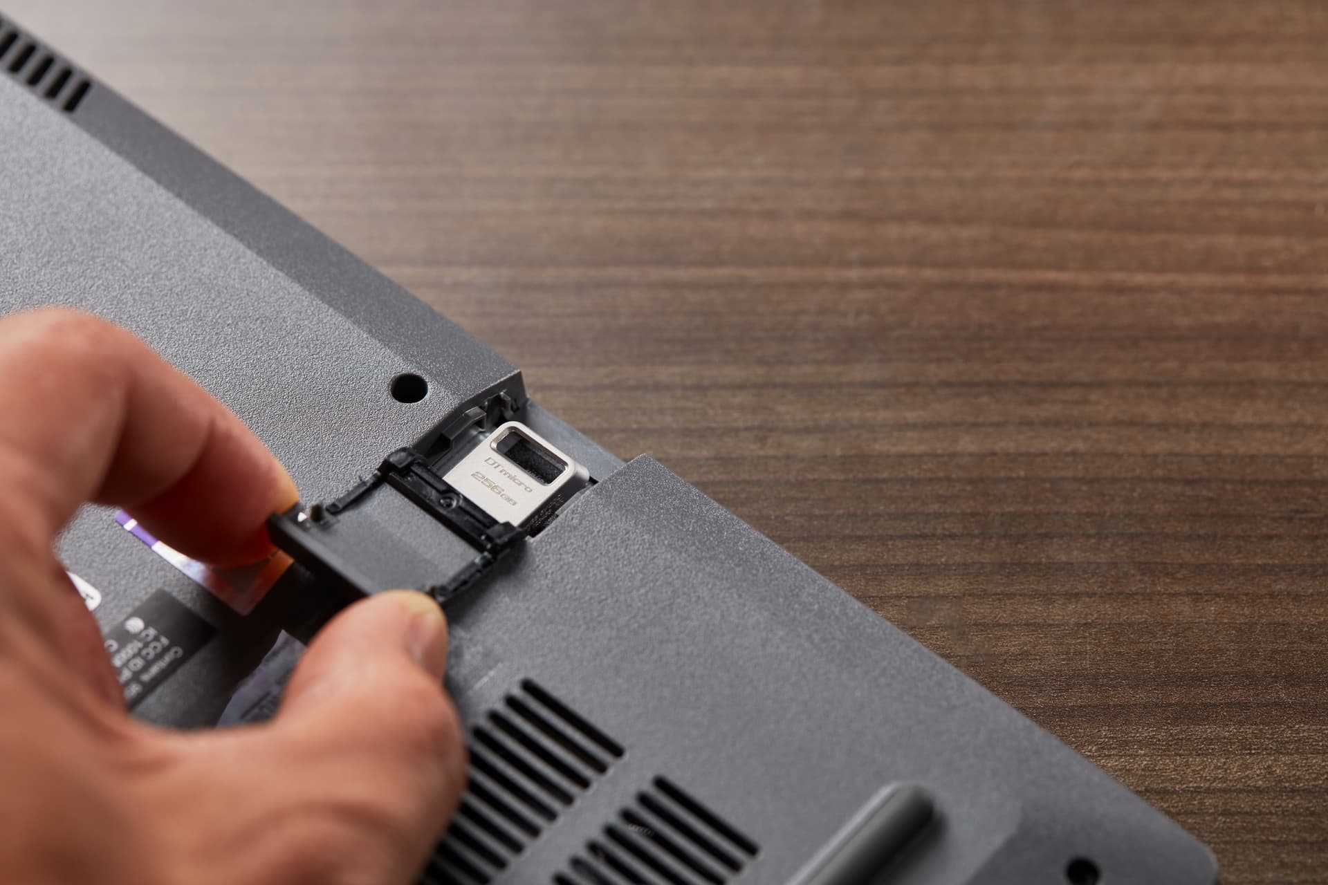 Kingston Technology DataTraveler Micro — miniatura 8