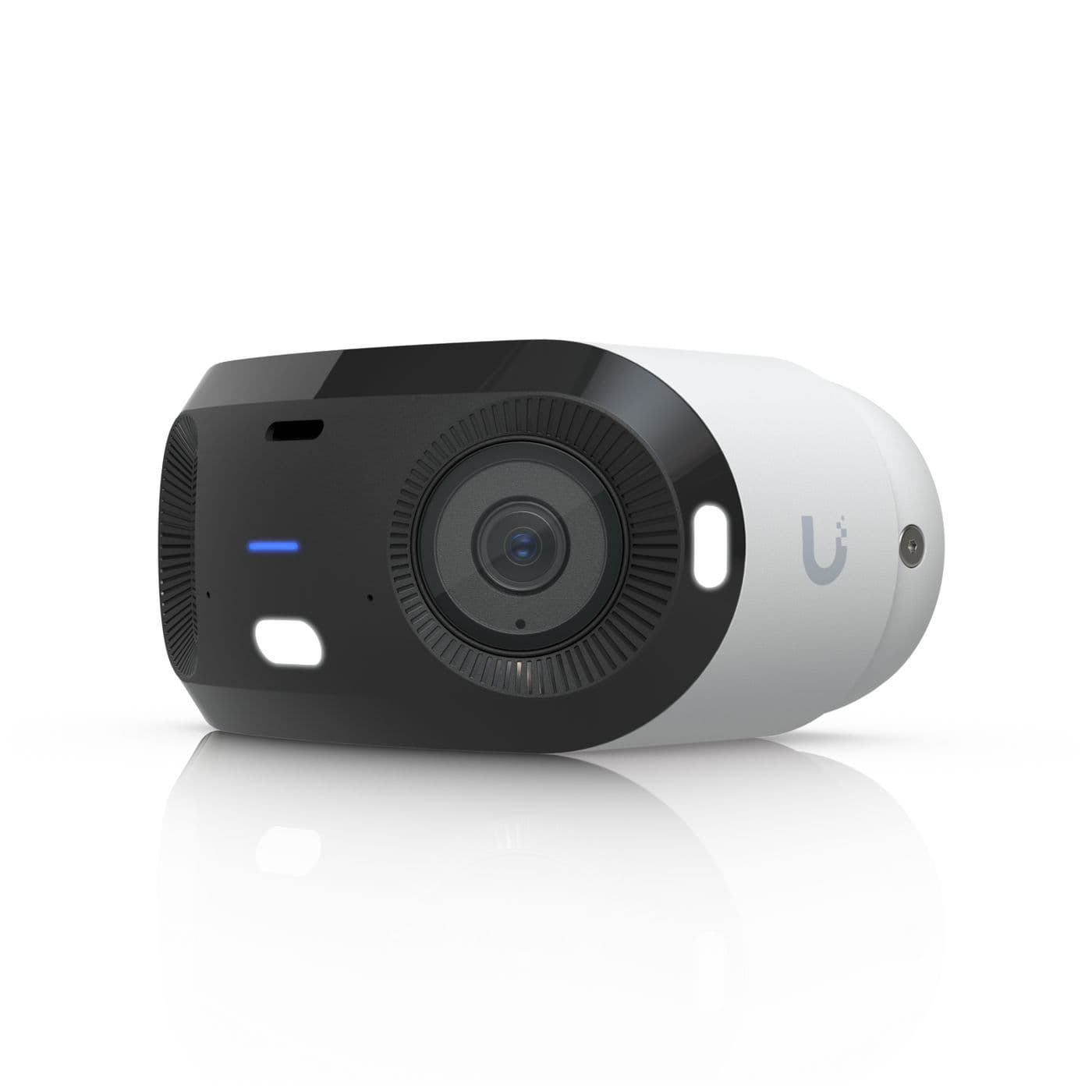 Ubiquiti Indoor/outdoor dual sensor 16MP 20 FPS PoE+ camera, with