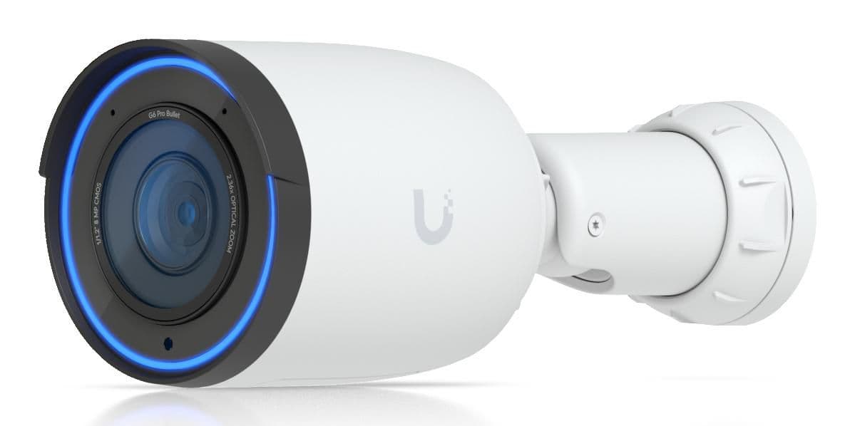 Ubiquiti All-weather 4K PoE+ camera with a Multi-TOPS AI engine