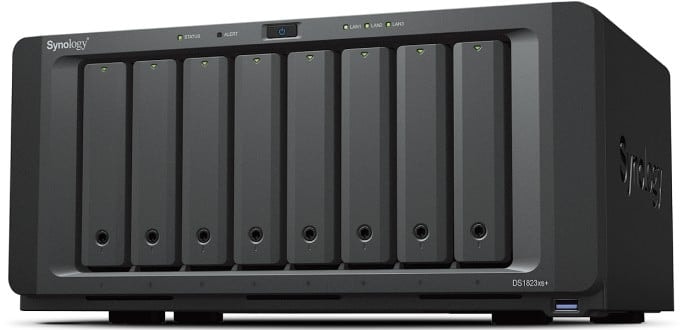 Synology Disk Station DS1823XS+ - Servidor NAS - 8 baias - SATA 6Gb/s - RAID (expansão de disco rígido) RAID F1, JBOD, 0, 1, 5, 6, 10 - RAM 8 GB - Gigabit Ethernet / 10 Gigabit Ethernet - iSCSI assistência — imagem 1
