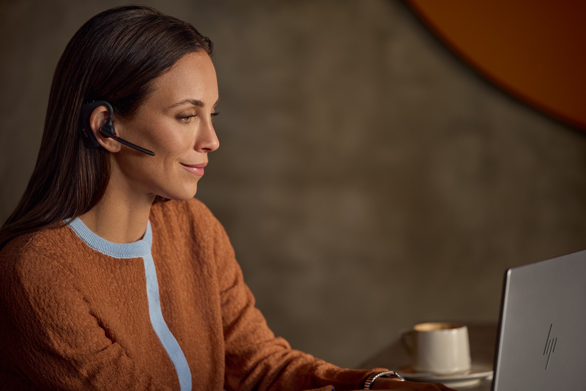 HP Poly Voyager Legend 50-M Headset UC — imagem 1